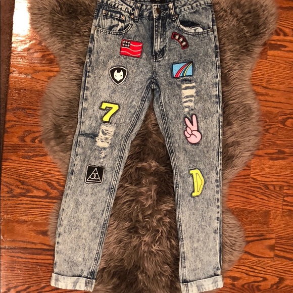 Daisy Street Acid Wash  Patch Mom Jean - Picture 4 of 8